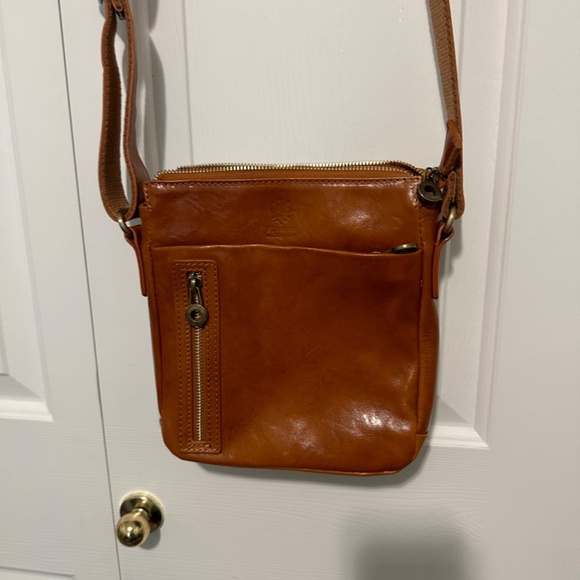 Purse - Picture 3 of 4